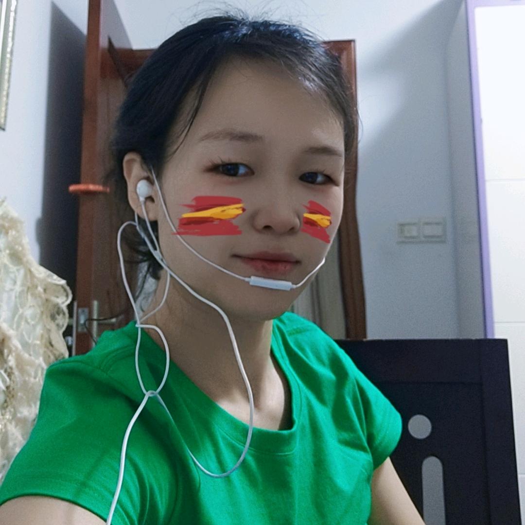 小阿绿.