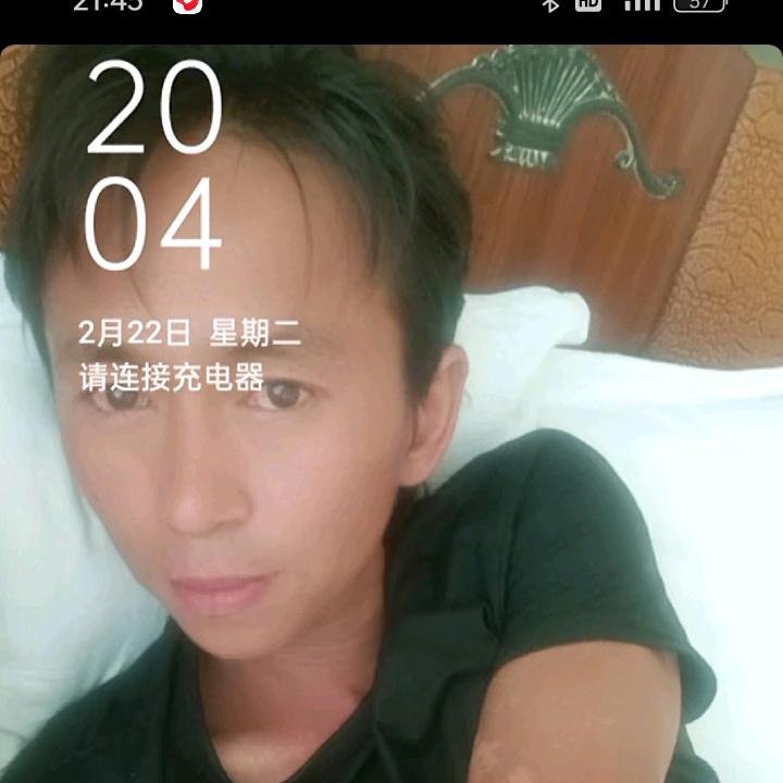 滚滚红尘只爱一人