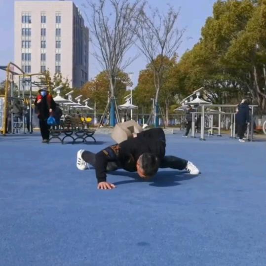 极限负重健腹轮