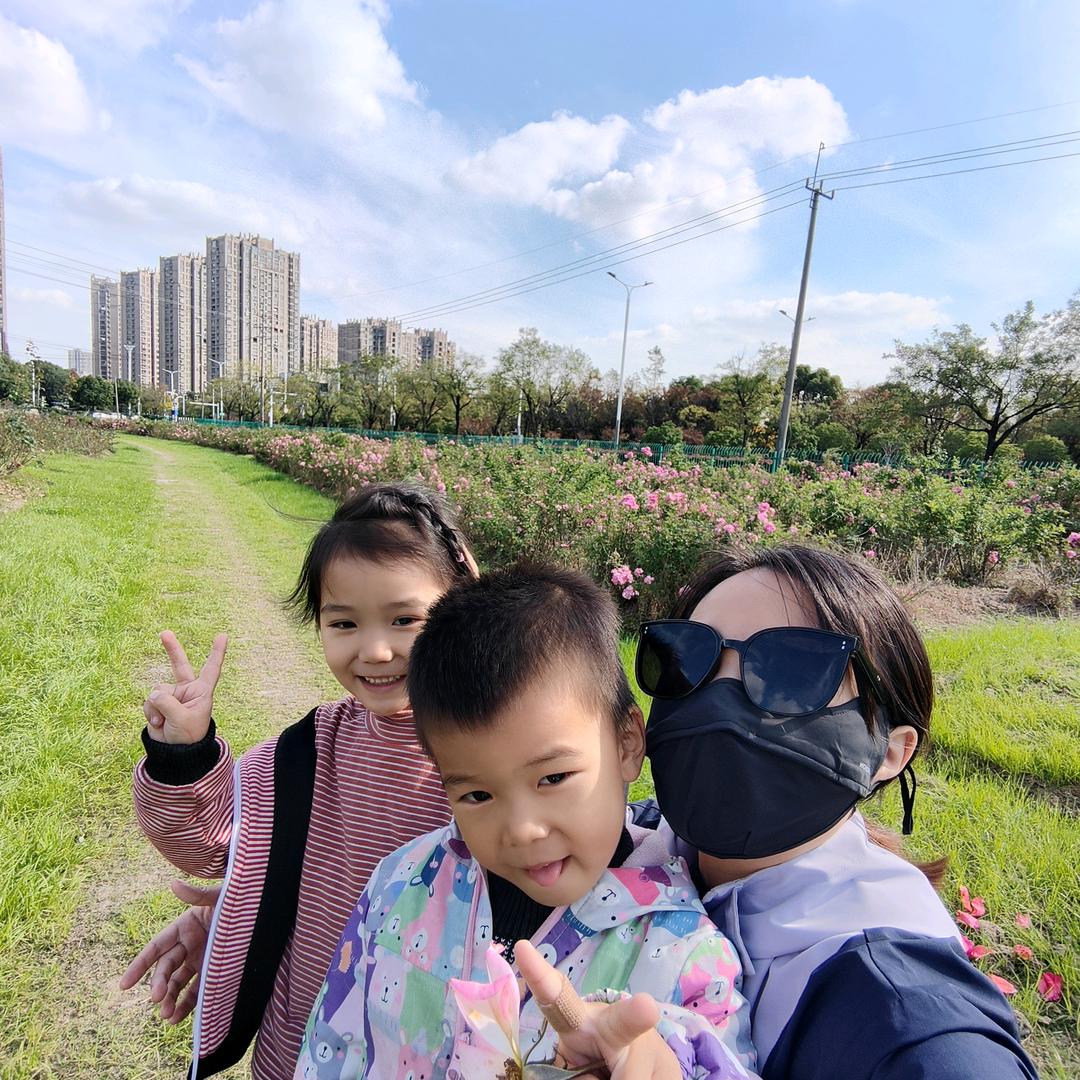 一路向娃