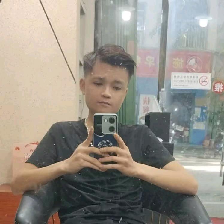 骑老奶奶过马路
