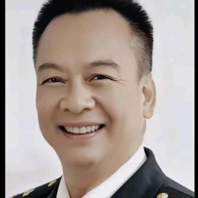 志愿者李洪华