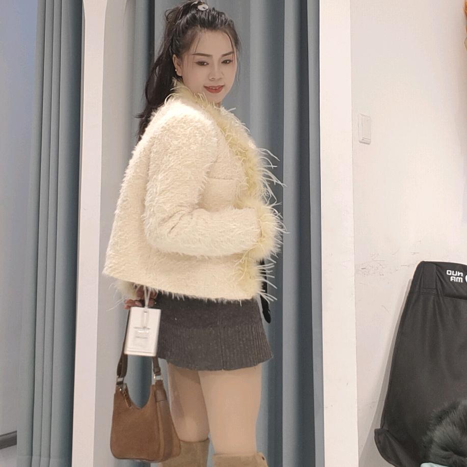 黄平麦馨女装 潘丫头