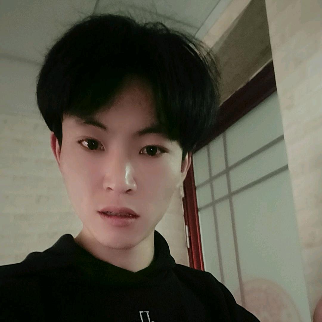 罗魏❤️努力前行