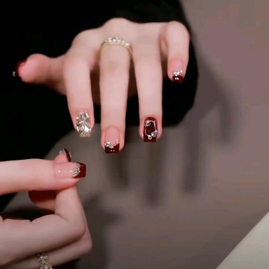 奥迪小姐姐W♥♥