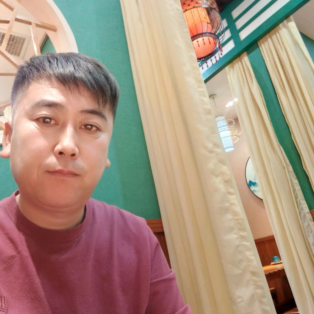 小尼