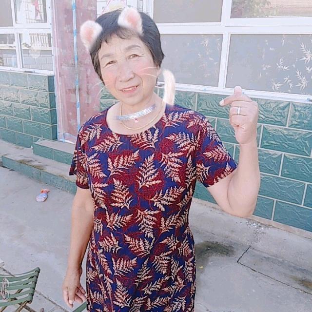 秀姐。。晚7:40开…聊天儿加