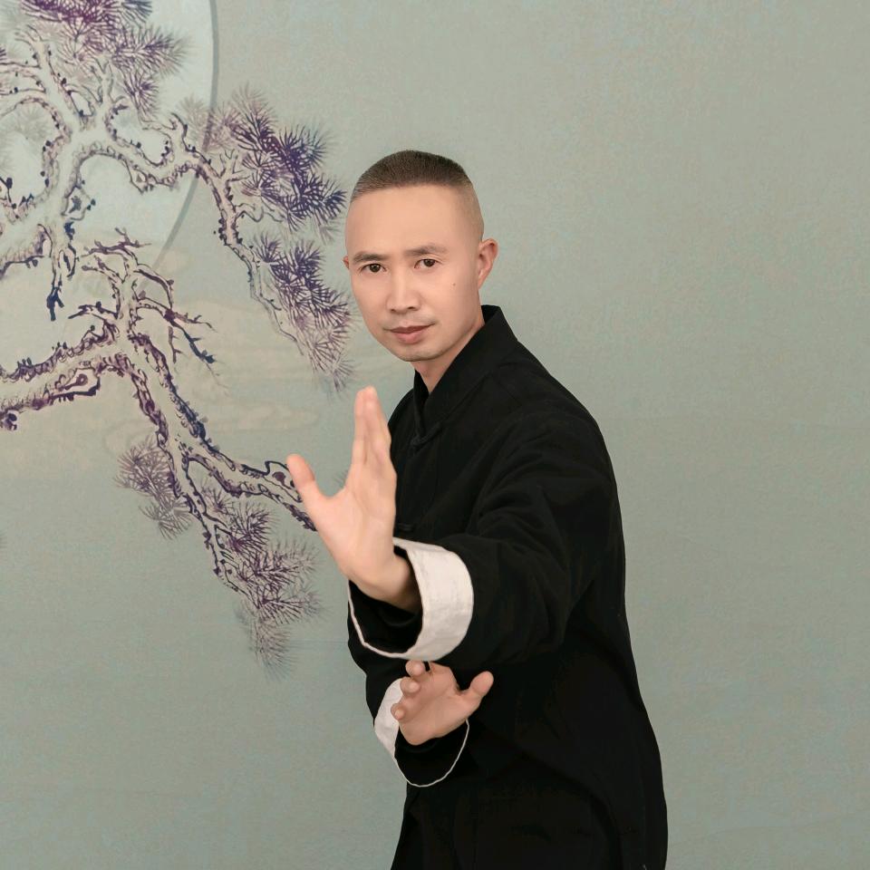 乔有山人