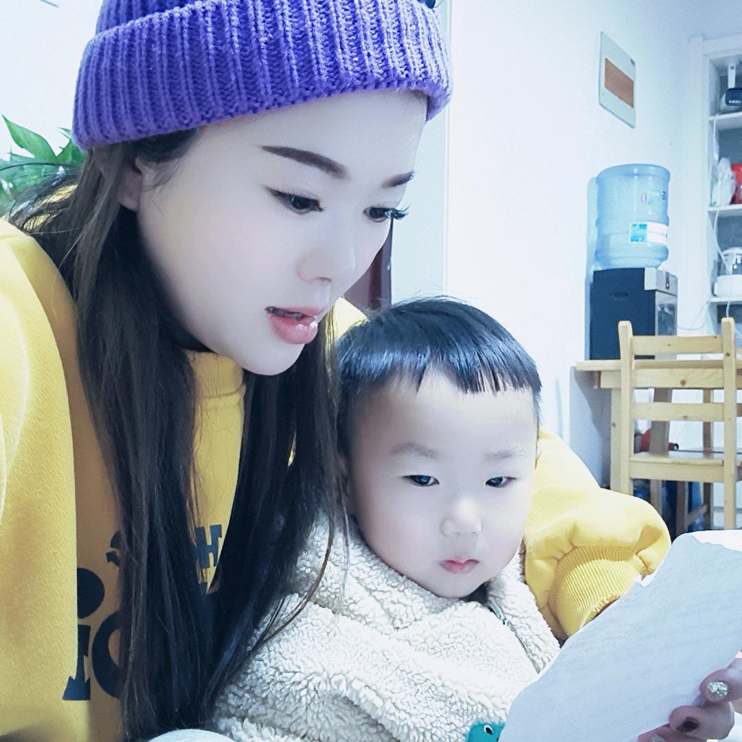 袄大婷和小嘟嘟的日常生活