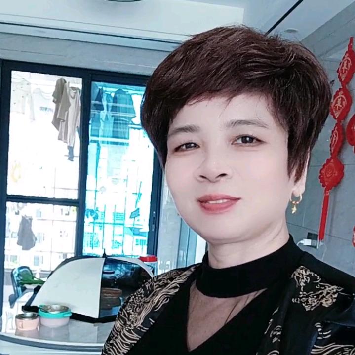 爱跳舞的大姐🌺🌺