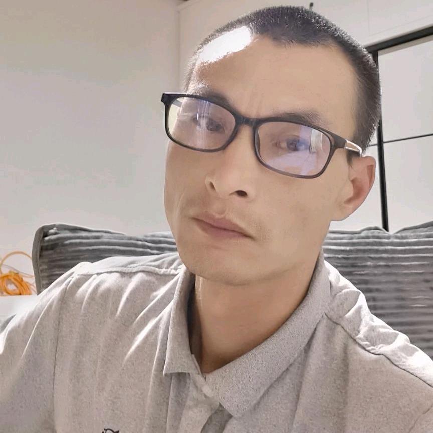 卫良