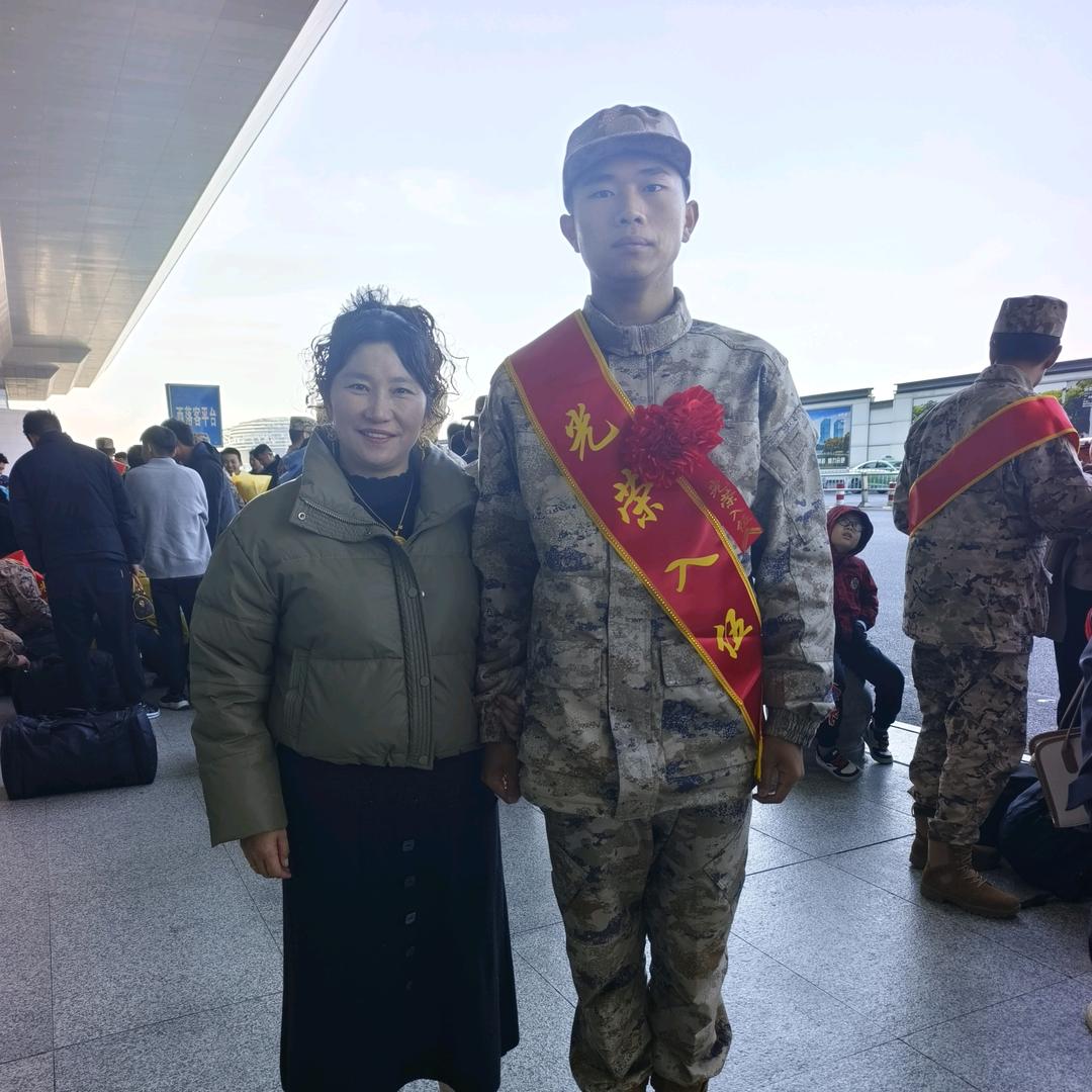阳光葡萄园