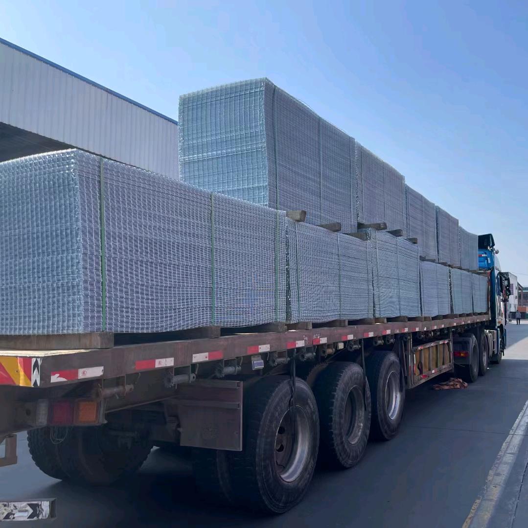 安平围网、地网、护栏养殖网生产厂家