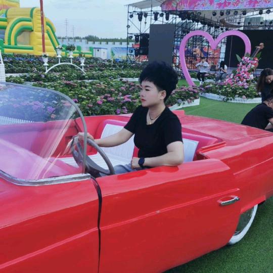 夏洛洛
