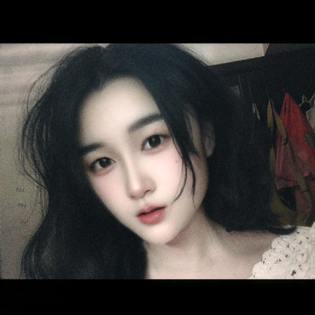 嗯哼