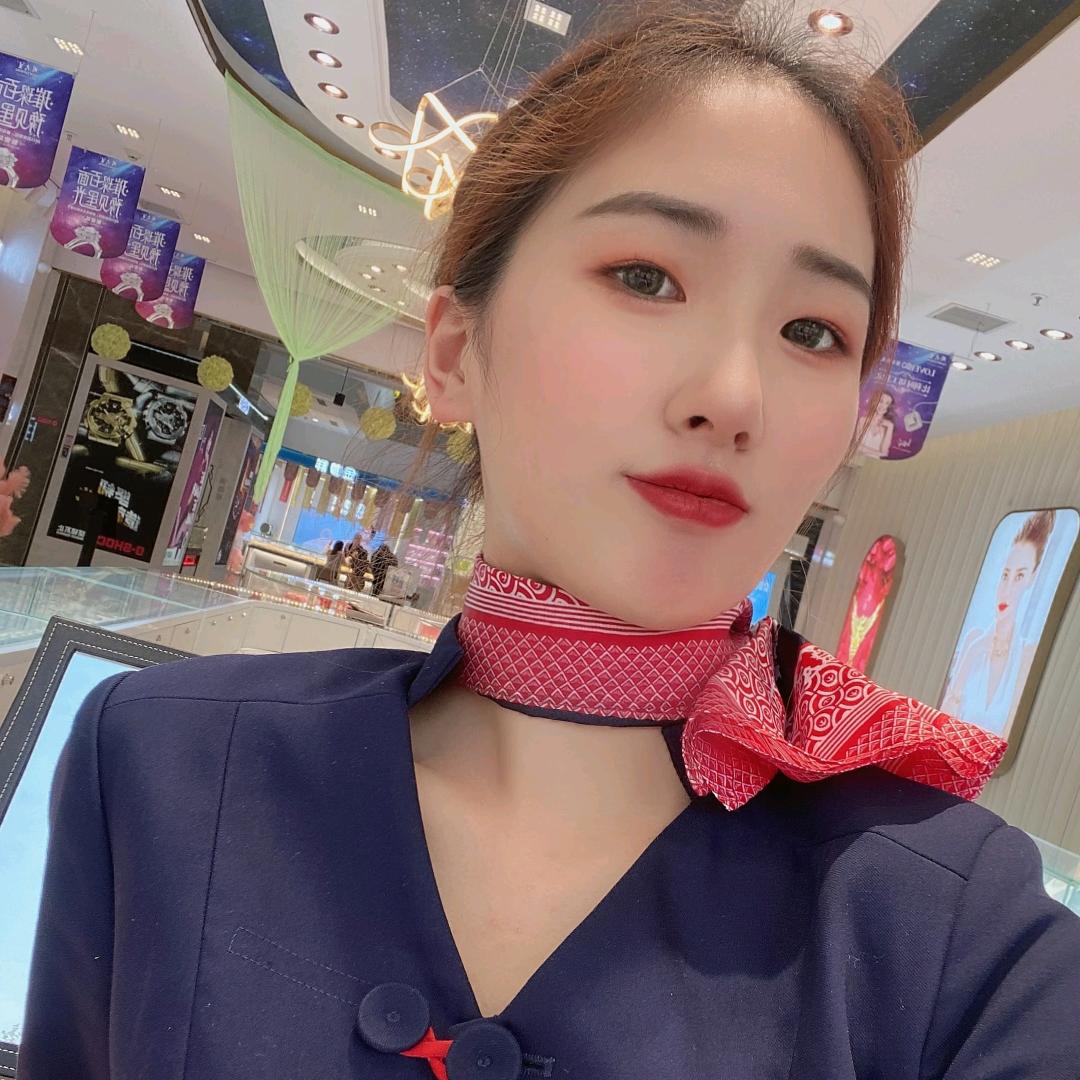 新密周大生 晶晶