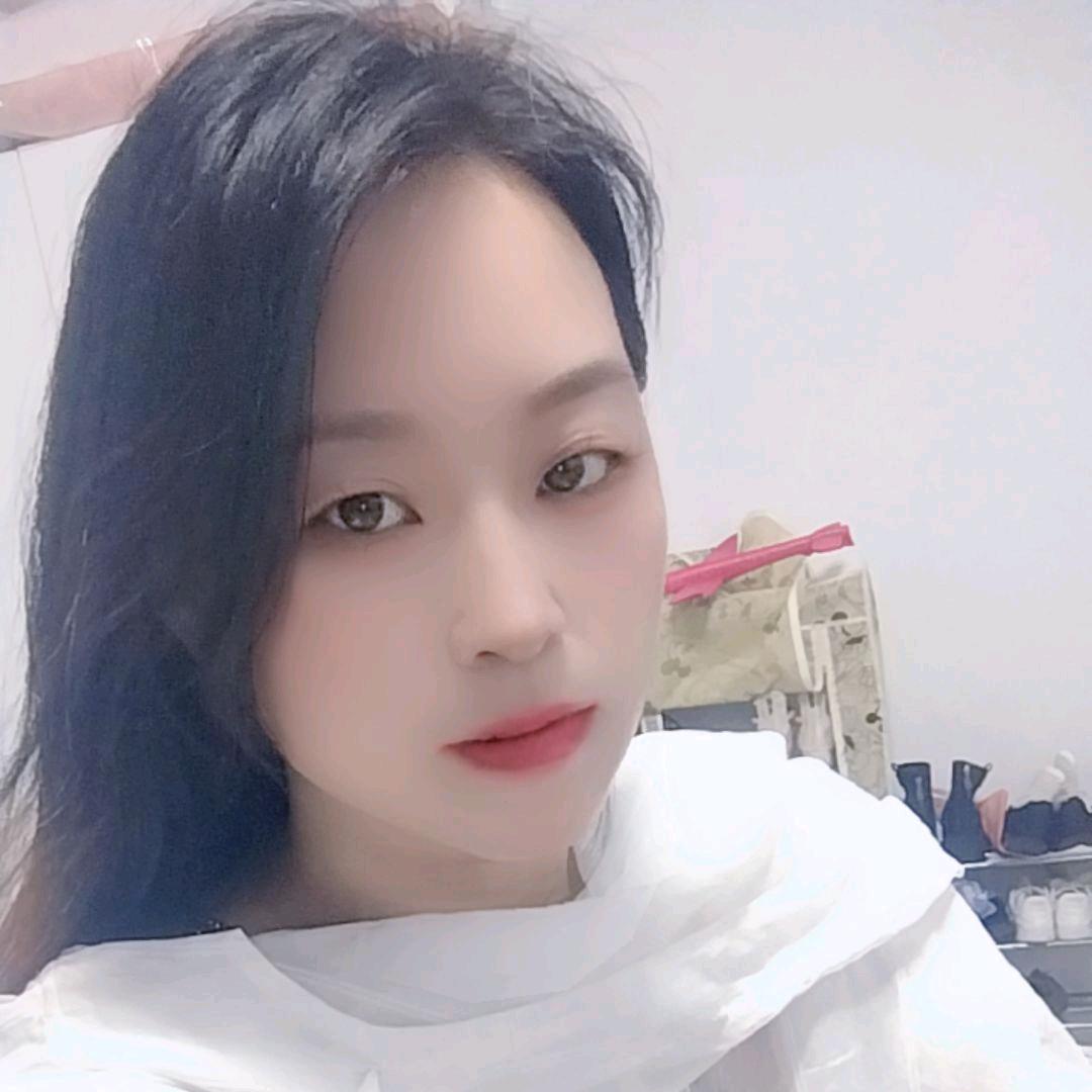 ღ᭄别碰💔我心꧔ꦿ᭄: