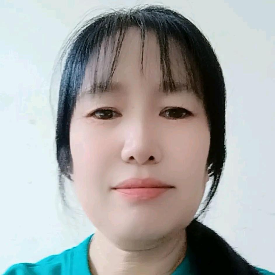 屠霞，78年的🐴永远吃不胖