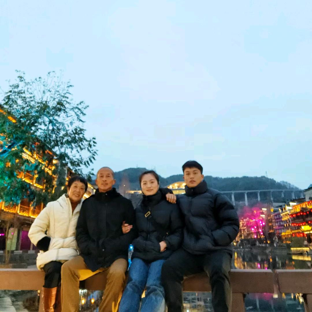 向巧云