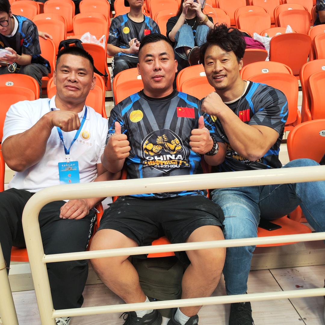 湖阳腕力🇨🇳@王哥