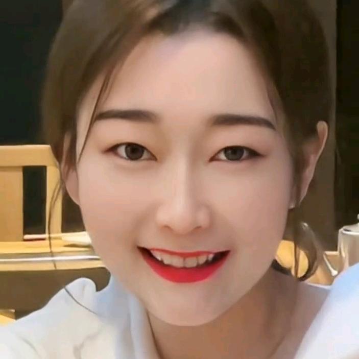 美美哒💫（粉必回）