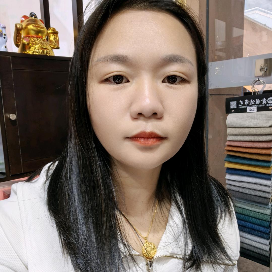 我是小燕吖