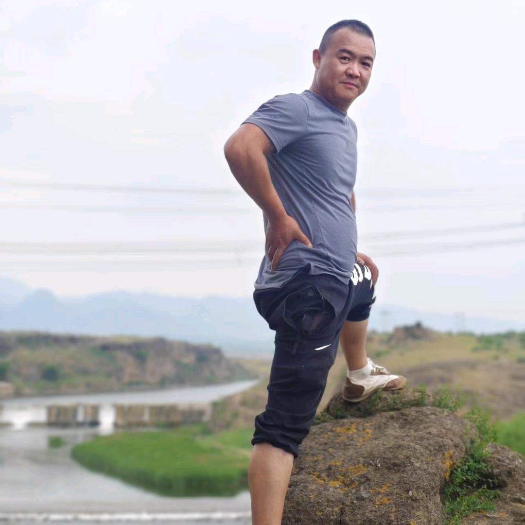 飛 এ᭄ 百毒不侵  笑看人生