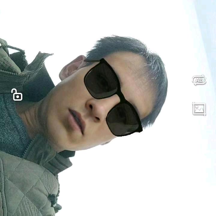 《侣》