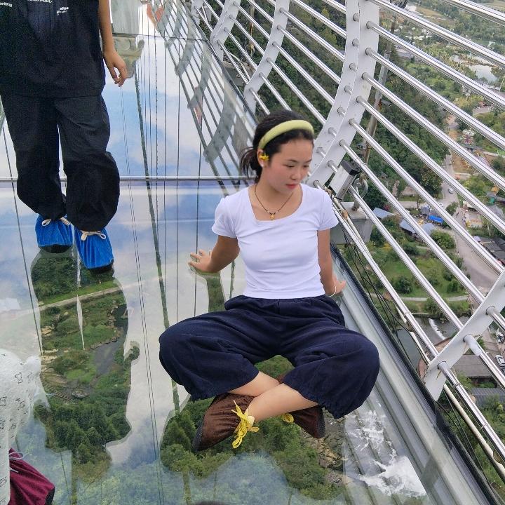 发呆的小绵羊