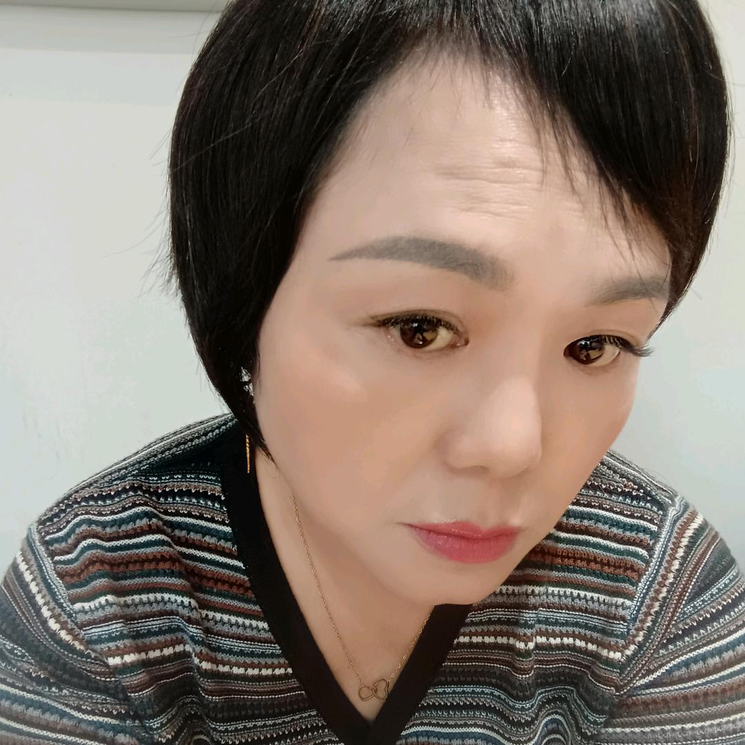 山咔咔的姑娘，聊天记录