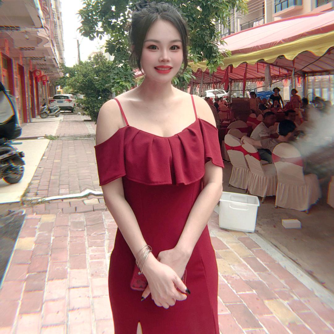 A礼仪霞姐电城COC0订台1354335