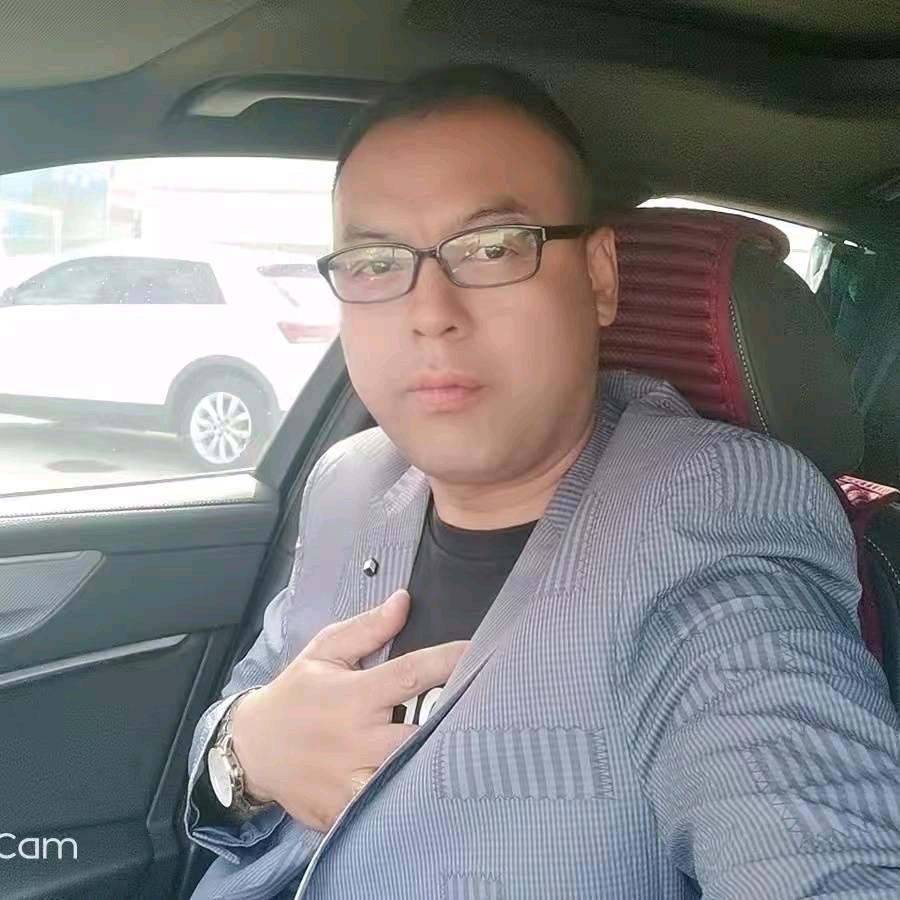 薛氏文化传媒龙哥_