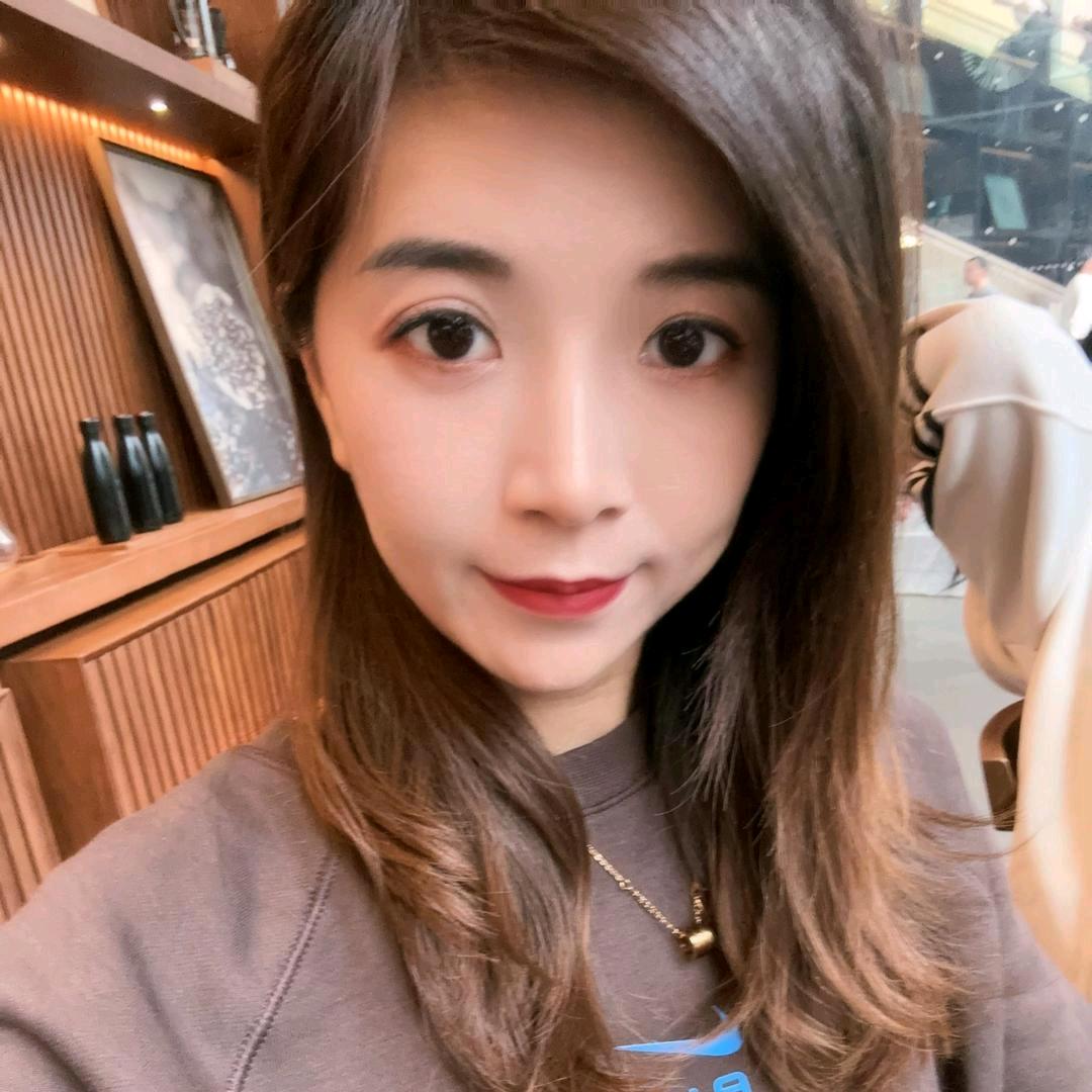 小  妞