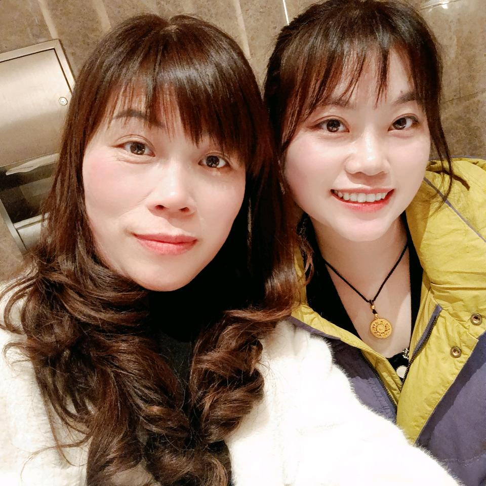 夜空下的烟火