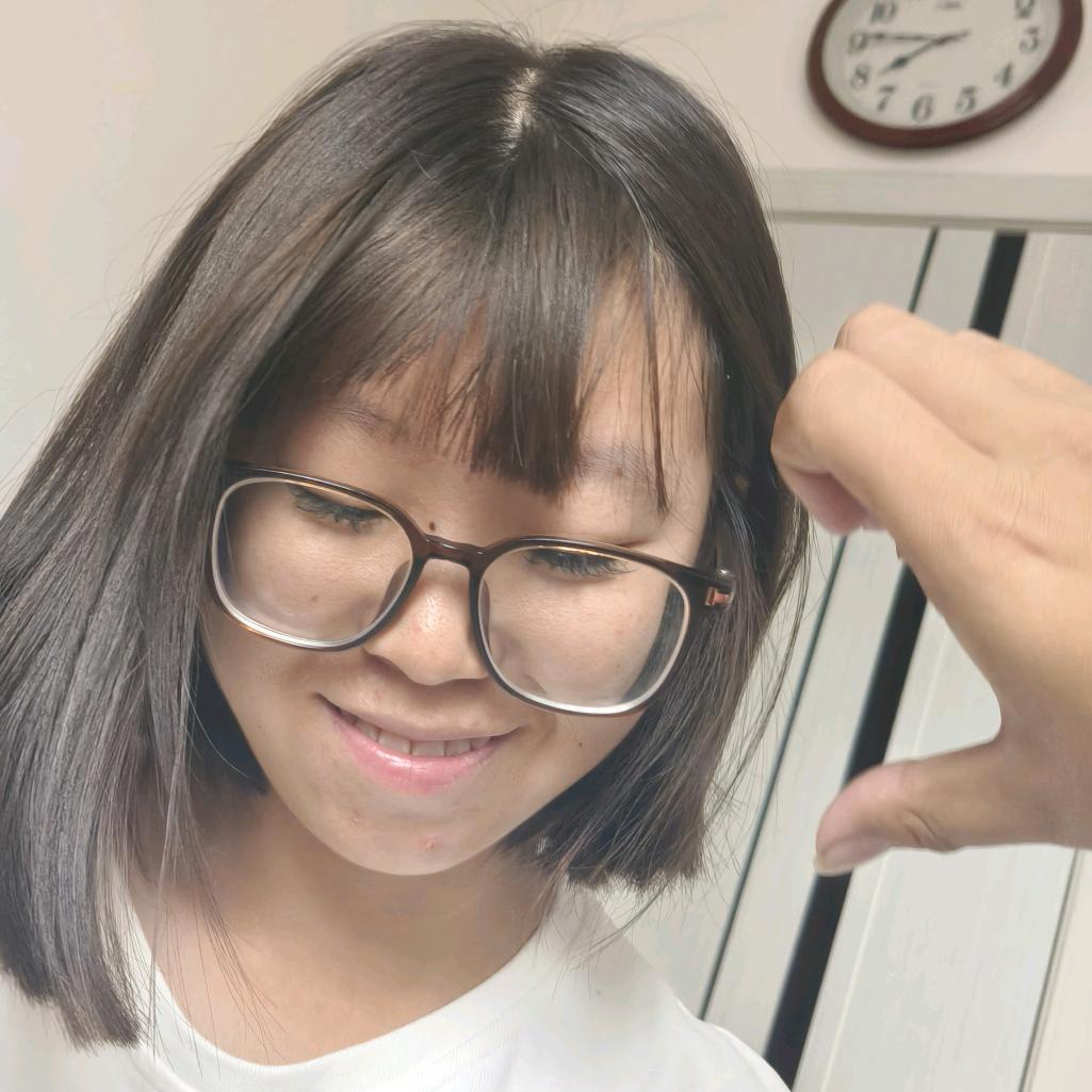 AAA房产中介 李萌萌