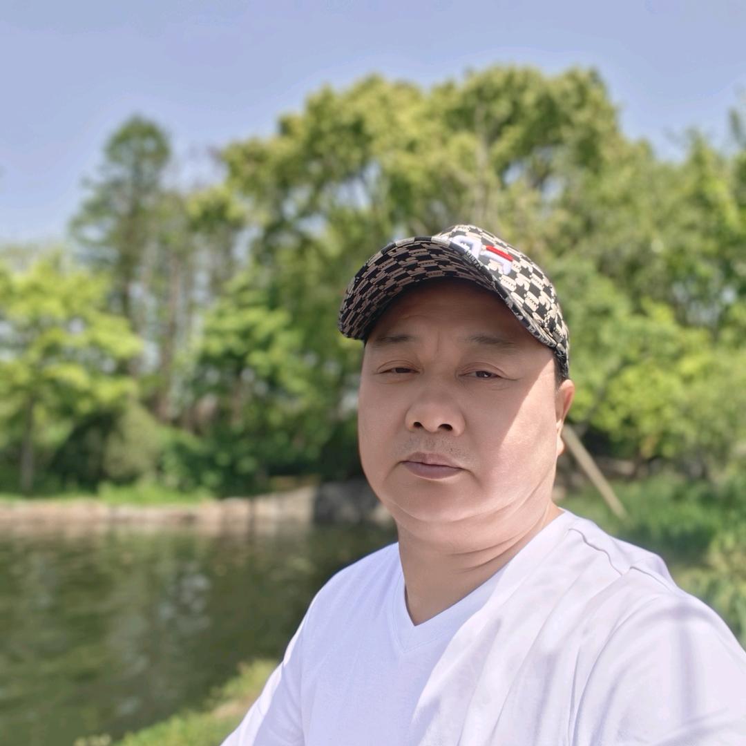 重庆做餐饮的卢哥