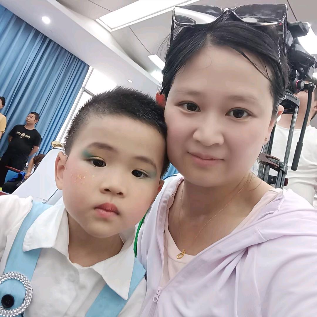 农村小芳