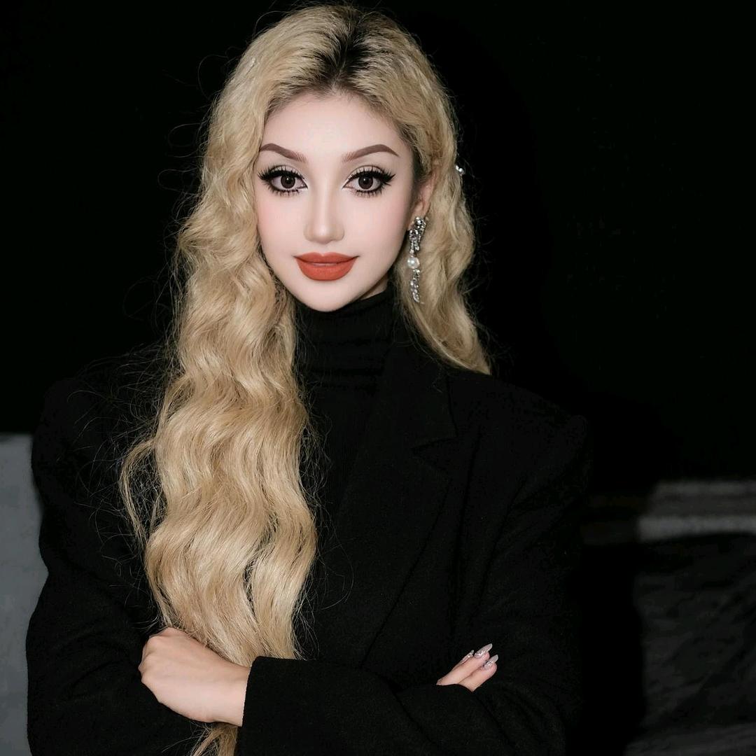 阿丽滕·化妆师