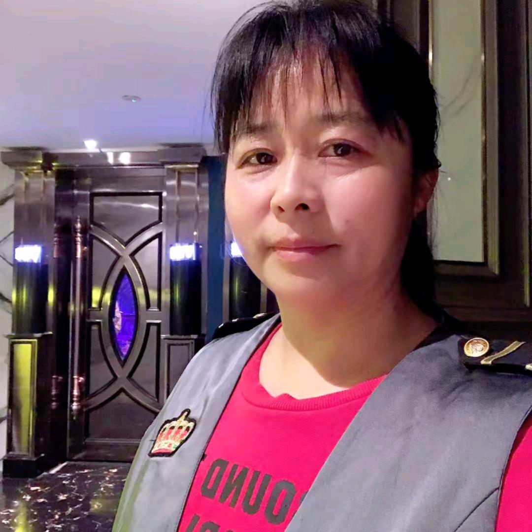 易清文姨珍伍姐姐黄口镇县城站牌