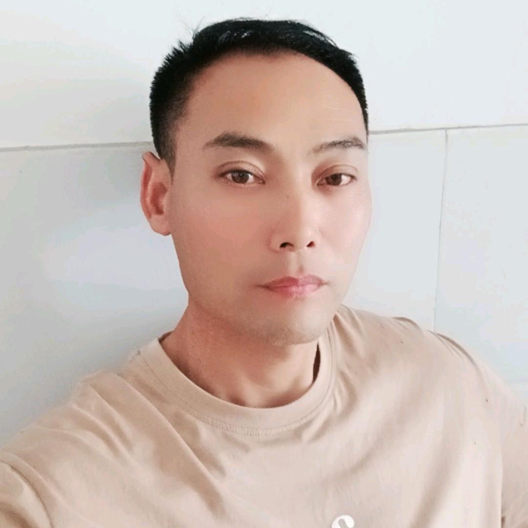 别拿暗恋当饭吃