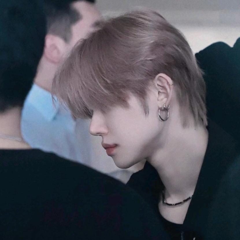 老公出去当鸭的那个雨夜