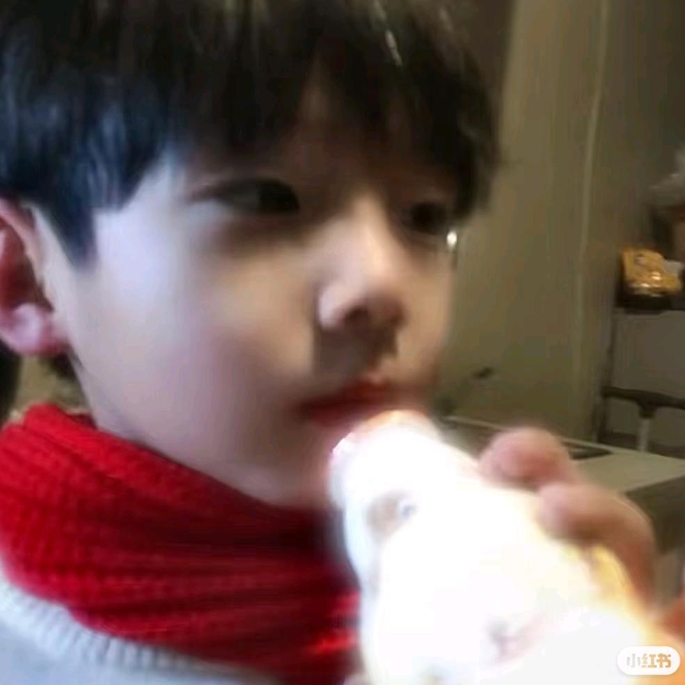 啦饿