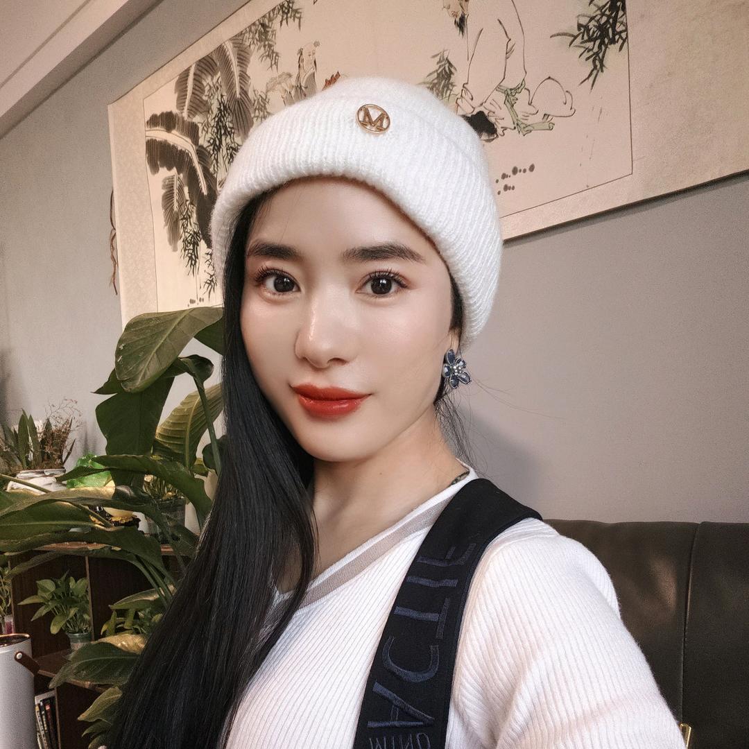 大明湖畔董格格