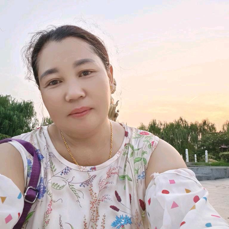 阿红⁷⁷⁷