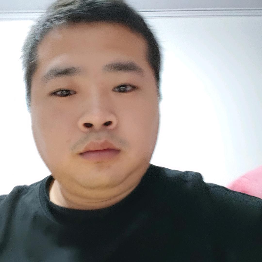 韩江，月飞