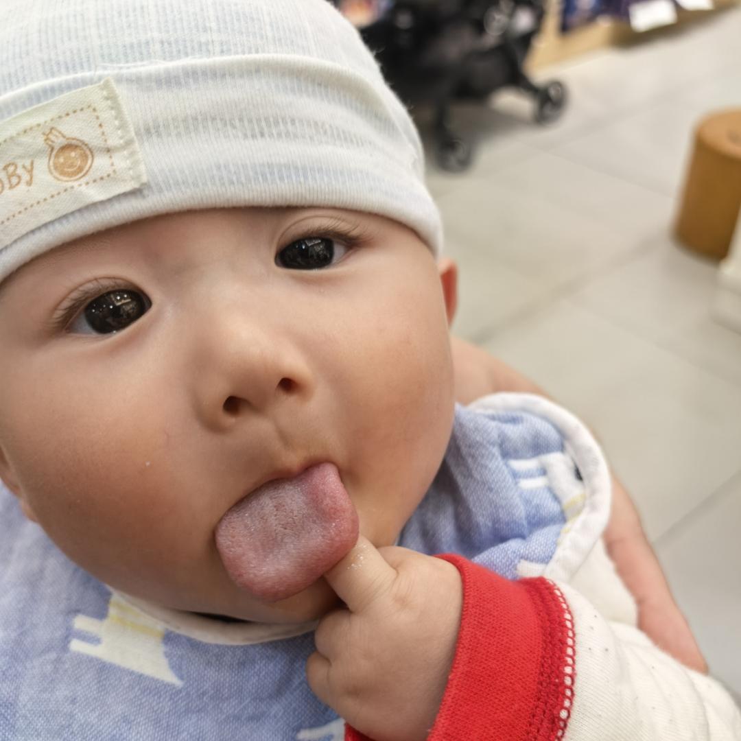 （小屁股）阳阳