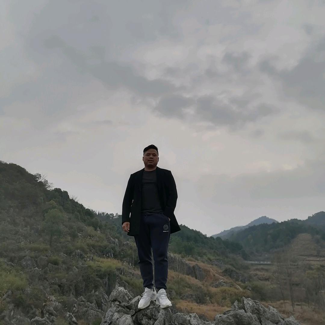 磊 哥