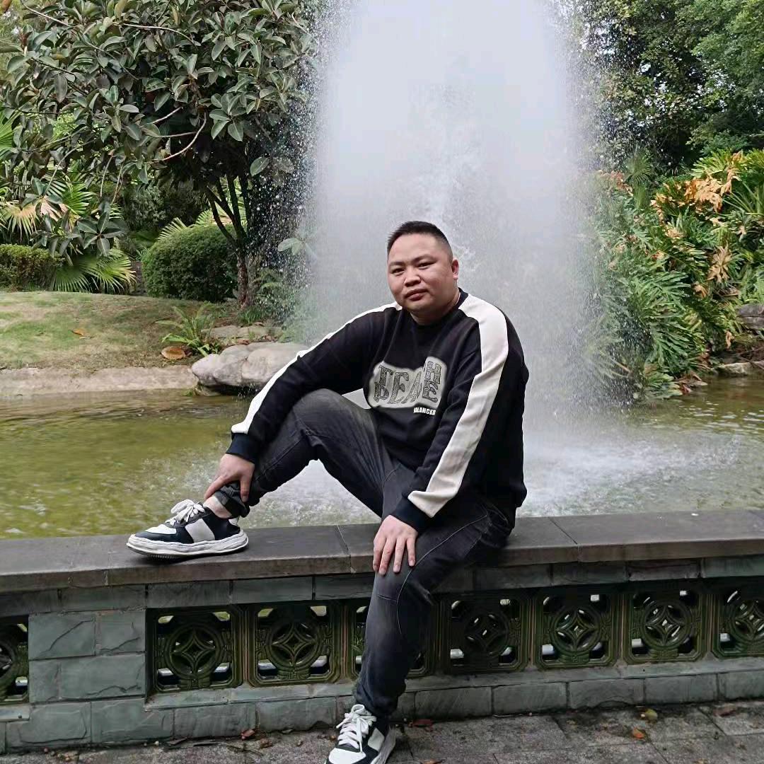 大洋芋路哥正能量宣传员