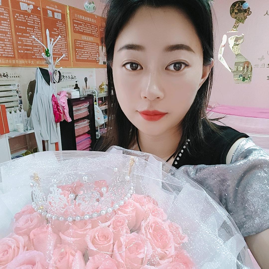 小凤的日常生活
