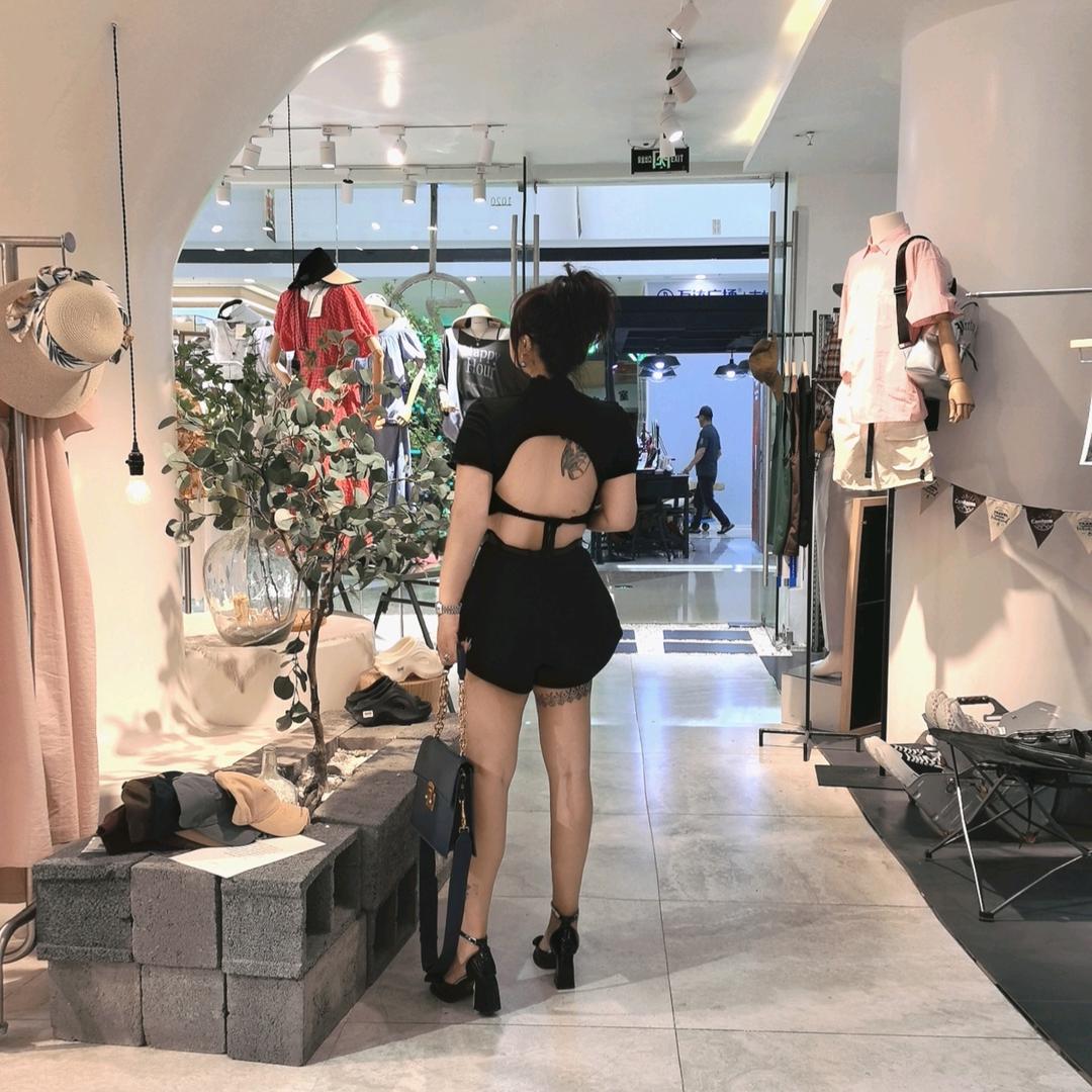 人间水蜜桃🍑东北分桃